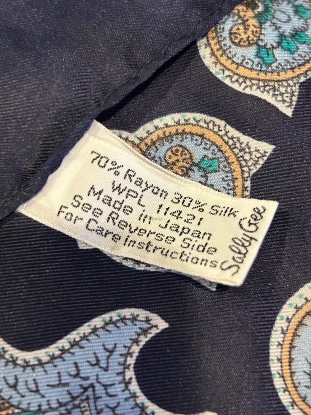 Sally Gee Vintage 22